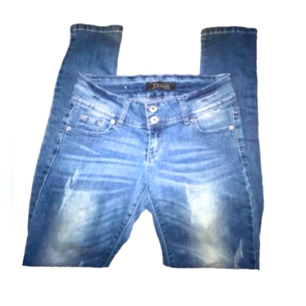 Puzzle Women's Low Rise Med Blue Wash Distressed Skinny Denim